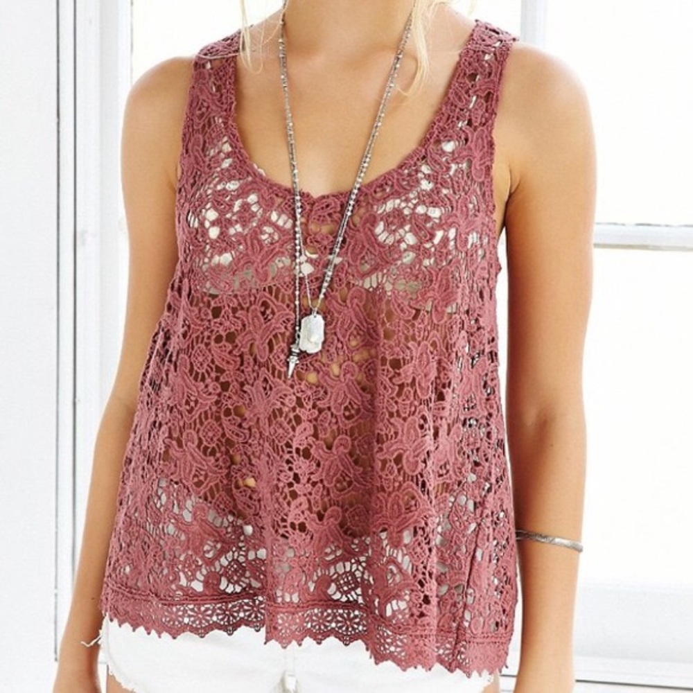 Écote Daydreaming Crochet Tank - Picture 3 of 4